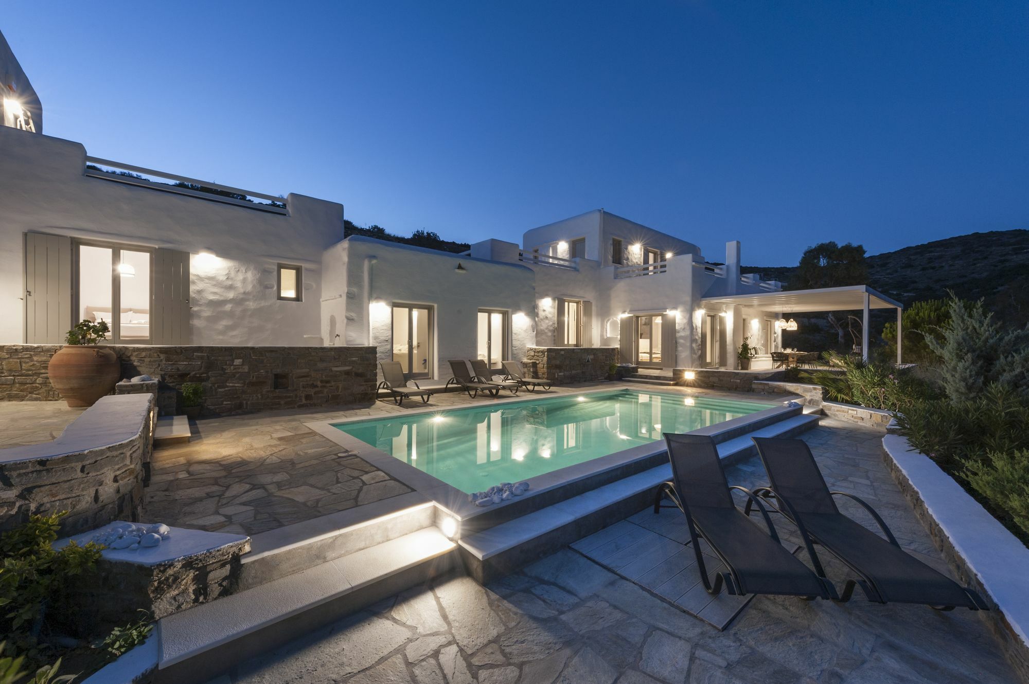 Niriides Luxury Villas Alikí Exterior foto